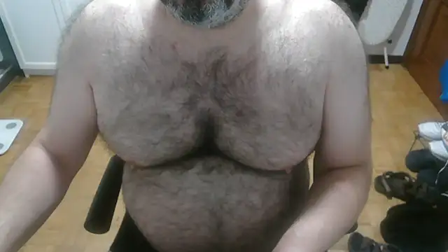 mikeyhotbear online show from July 9, 4:16 am