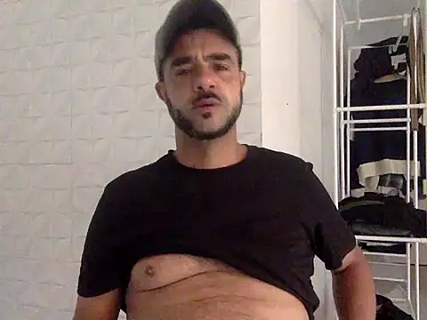 SMOKERBEASTBR online show from March 9, 5:17 pm