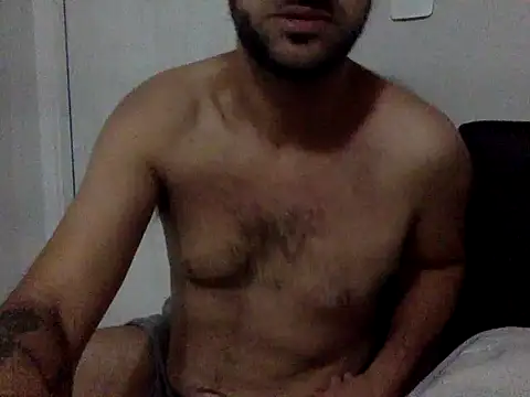 SMOKERBEASTBR online show from March 15, 11:33 pm