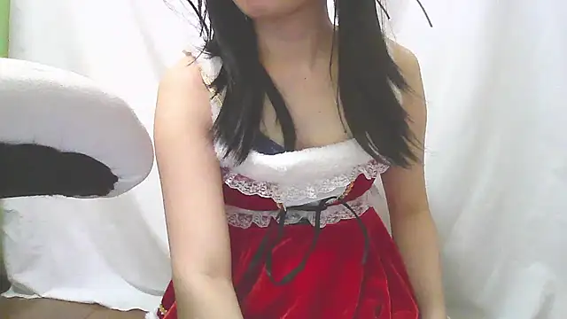 Snapshot of SquirtUniversity chatting on October 20, 12:44 am SquirtUniversity online show from October 20, 12:44 am