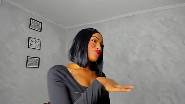 Emattaylor online show from December 15, 11:03 am