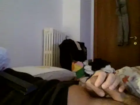 Snapshot of Diabulusux chatting on December 25, 8:28 pm Diabulusux online show from December 25, 8:28 pm