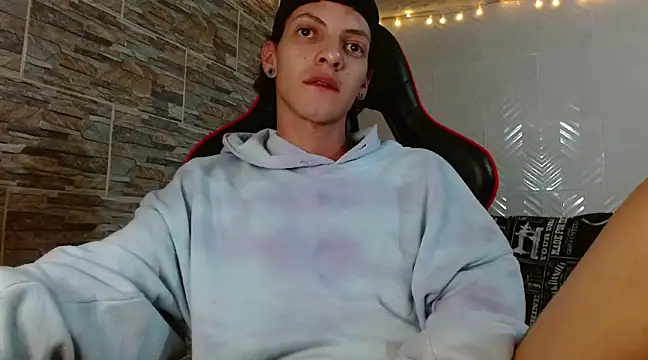 omar alurba online show from March 8, 2:23 am