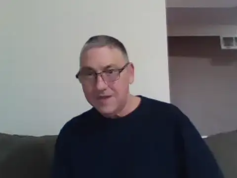 Snapshot of takeitall101 chatting on December 14, 3:15 pm takeitall101 online show from December 14, 3:15 pm