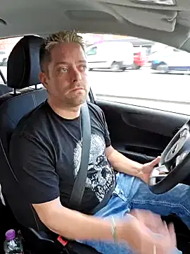 Snapshot of Trucker_Hunter chatting on March 13, 2:55 pm Trucker Hunter online show from March 13, 2:55 pm
