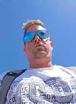 Snapshot of Trucker_Hunter chatting on October 10, 12:37 pm Trucker Hunter online show from October 10, 12:37 pm