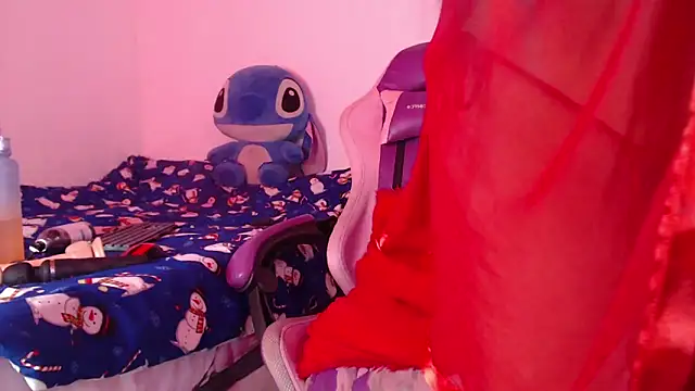 Briannabrachho online show from April 26, 5:43 pm