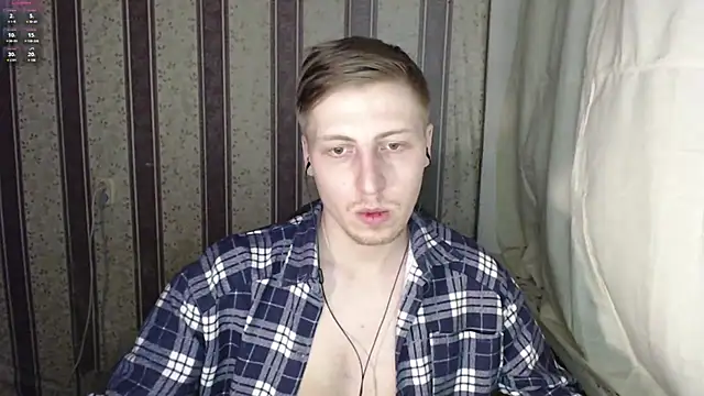 darienlarge online show from February 21, 6:48 pm