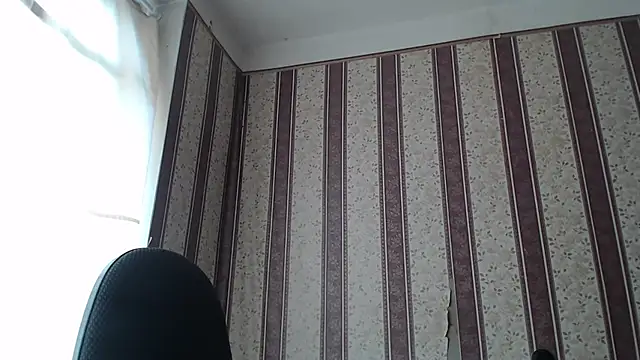 darienlarge online show from March 15, 12:56 pm