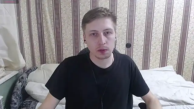 darienlarge online show from March 18, 9:21 pm