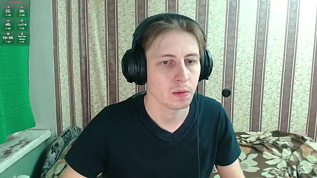 darienlarge online show from November 17, 3:40 pm