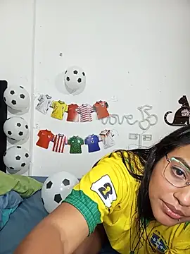 Snapshot of marypaula chatting on June 11, 5:55 pm marypaula online show from June 11, 5:55 pm