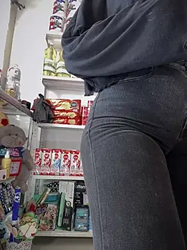 sammyqueenx21 online show from March 1, 8:56 am