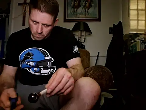 Snapshot of curiouscock38 chatting on December 21, 11:50 am curiouscock38 online show from December 21, 11:50 am