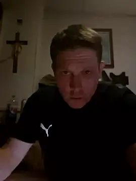 curiouscock38 online show from February 28, 6:47 am