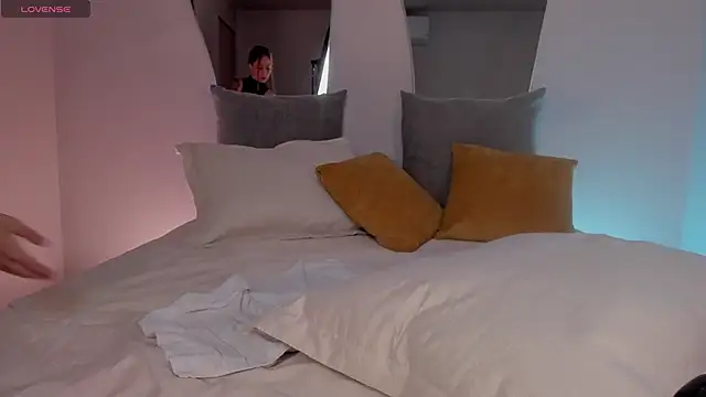 Snapshot of ErikaBenz_ chatting on March 2, 5:14 pm ErikaBenz online show from March 2, 5:14 pm