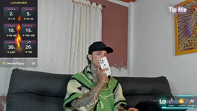 Snapshot of Aron_ford chatting on September 30, 1:05 pm Aron ford online show from September 30, 1:05 pm