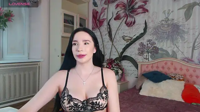 Snapshot of AliciaBow chatting on January 29, 1:38 pm AliciaBow online show from January 29, 1:38 pm