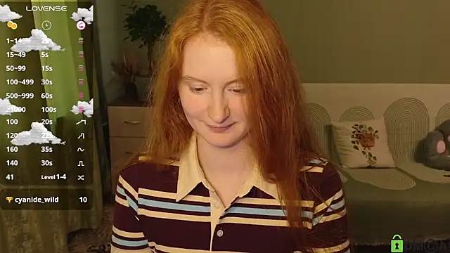 Snapshot of astoria_ross_ chatting on July 9, 3:27 pm astoria ross online show from July 9, 3:27 pm