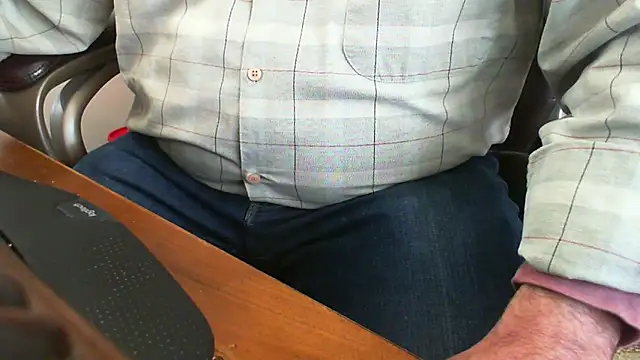 patmac89 online show from May 5, 4:59 pm
