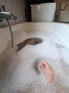 toeloverlive online show from March 12, 8:09 am