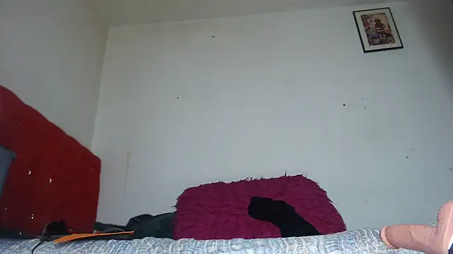 Snapshot of Devill_x chatting on June 6, 10:42 am Devill x online show from June 6, 10:42 am