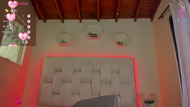 shanakendall online show from February 19, 2:23 pm