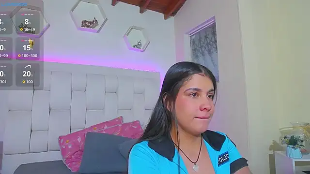 shanakendall online show from October 31, 12:17 pm