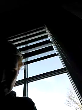 Snapshot of AnnualSunrise chatting on December 8, 1:03 pm AnnualSunrise online show from December 8, 1:03 pm