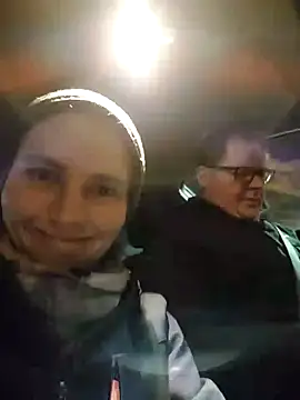 Snapshot of AnnualSunrise chatting on December 14, 9:24 pm AnnualSunrise online show from December 14, 9:24 pm