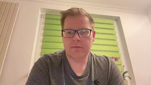 Snapshot of AnnualSunrise chatting on January 23, 7:51 pm AnnualSunrise online show from January 23, 7:51 pm