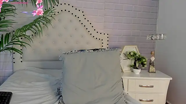  Eurekaa  online show from March 2, 2:41 am