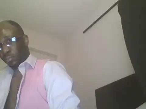 Snapshot of KingB8r chatting on March 18, 6:03 am KingB8r online show from March 18, 6:03 am