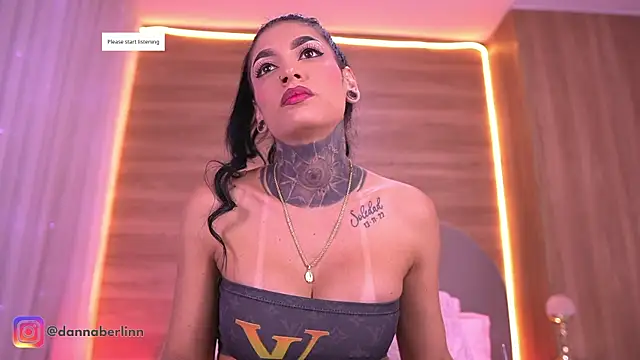 danna berlin  online show from May 21, 7:21 pm