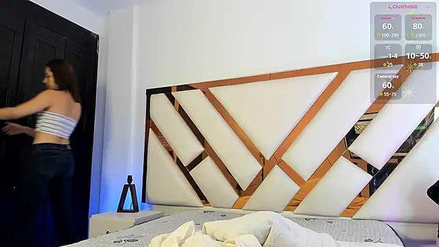 Aron cruz online show from March 2, 2:02 pm