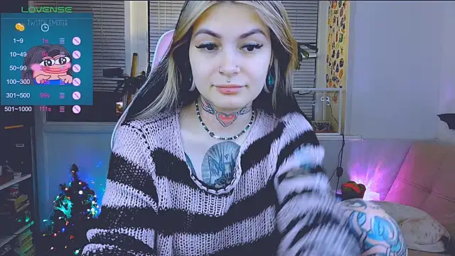 Snapshot of jelya_sg chatting on December 28, 4:30 pm jelya sg online show from December 28, 4:30 pm