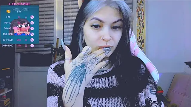 Snapshot of jelya_sg chatting on January 4, 2:46 pm jelya sg online show from January 4, 2:46 pm