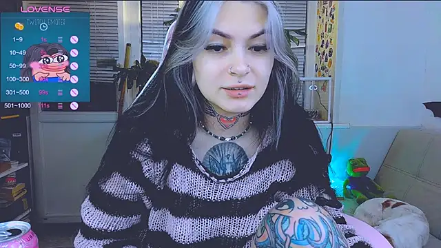 Snapshot of jelya_sg chatting on January 5, 2:30 pm jelya sg online show from January 5, 2:30 pm