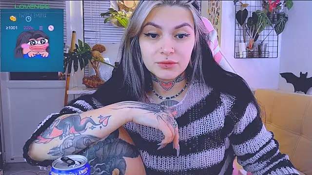 Snapshot of jelya_sg chatting on January 31, 3:44 pm jelya sg online show from January 31, 3:44 pm