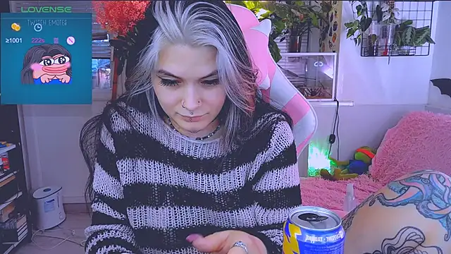 Snapshot of jelya_sg chatting on March 8, 3:02 pm jelya sg online show from March 8, 3:02 pm