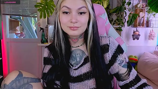 Snapshot of jelya_sg chatting on September 9, 11:10 am jelya sg online show from September 9, 11:10 am