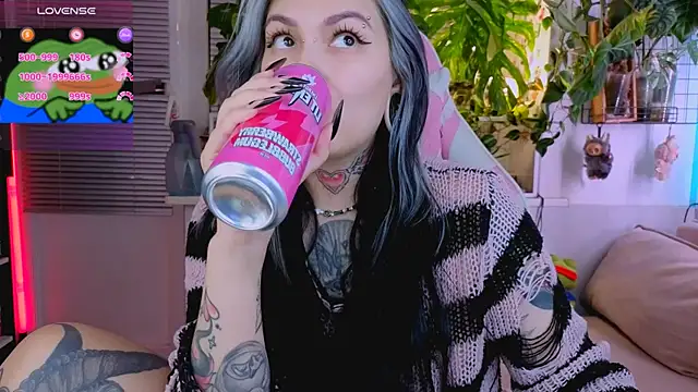 Snapshot of jelya_sg chatting on November 16, 2:00 pm jelya sg online show from November 16, 2:00 pm