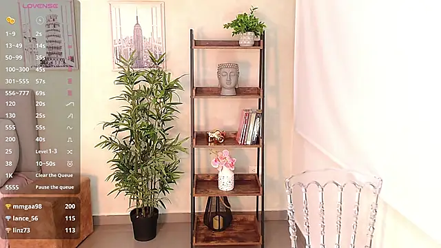 Sassy--Girl online show from February 13, 6:38 pm