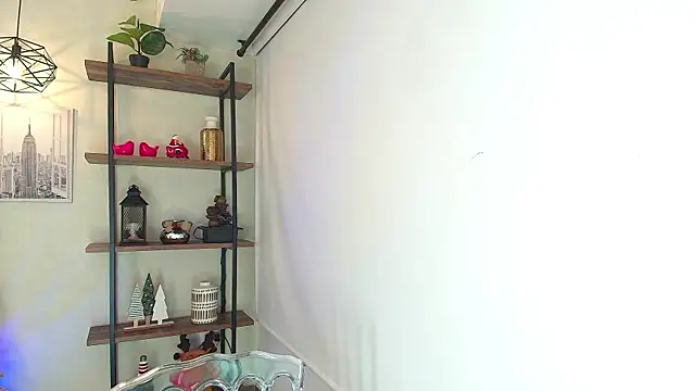 Sassy--Girl online show from December 1, 6:13 pm