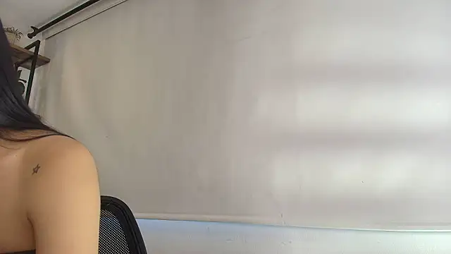 Sassy--Girl online show from March 14, 6:46 pm