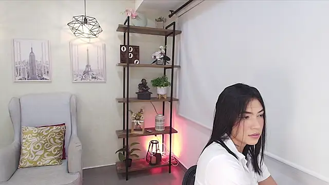 Sassy--Girl online show from June 2, 6:54 pm