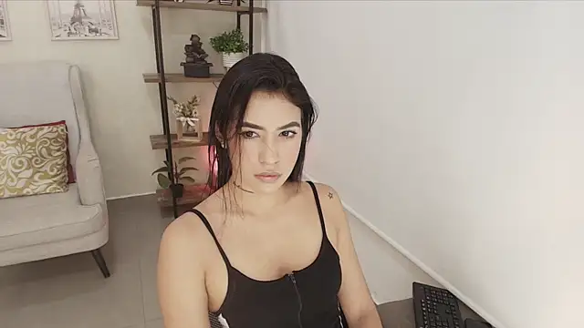 Sassy--Girl online show from June 4, 7:09 pm