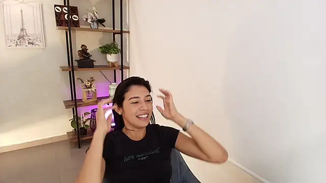 Sassy--Girl online show from July 10, 7:16 pm
