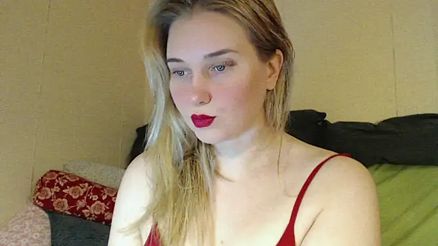mmmPinUpGirl online show from October 18, 6:52 pm