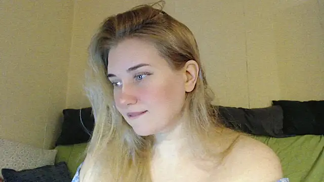 mmmPinUpGirl online show from December 21, 10:17 pm